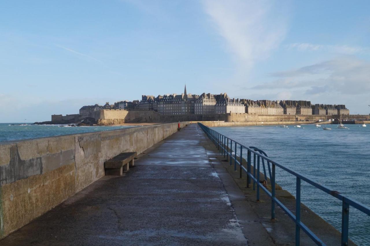 Le Surcouf, Intra Muros Saint-Malo Exterior photo